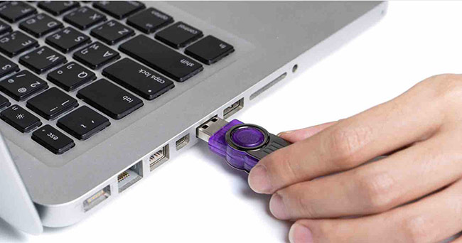 Trước khi Format USB trên Macbook nên backup dữ liệu