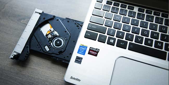 cách kiểm tra ổ đĩa quang, khe cắm SD laptop cũ khi mua