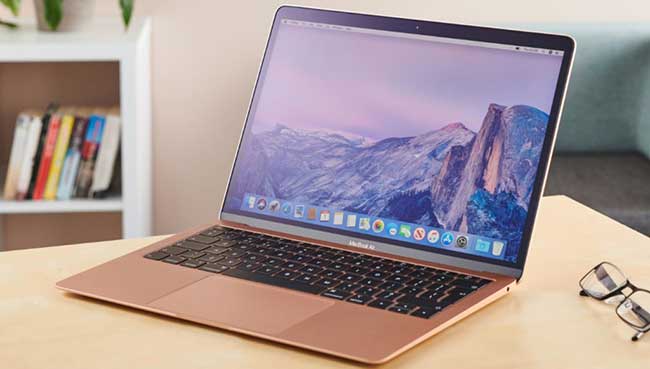 Macbook Air có kích thước màn hình 13 inch